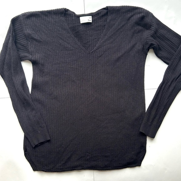 ARITZIA Wolter Sweater black size s - Picture 2 of 9